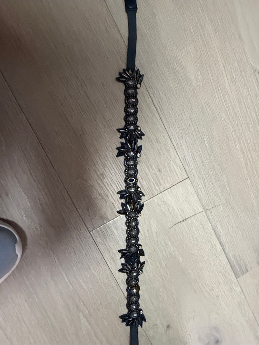 Anthropologie - Beaded Belt (Snap Closure & Stretchy)